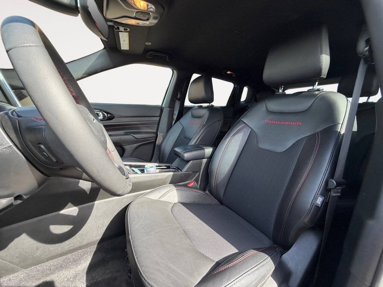 2025 Jeep Compass Trailhawk 4x4 4dr SUV