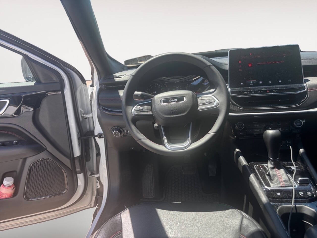 2025 Jeep Compass Trailhawk - Photo 14