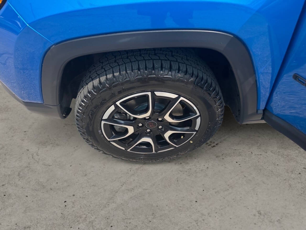 2025 Jeep Compass Trailhawk 4x4 4dr SUV