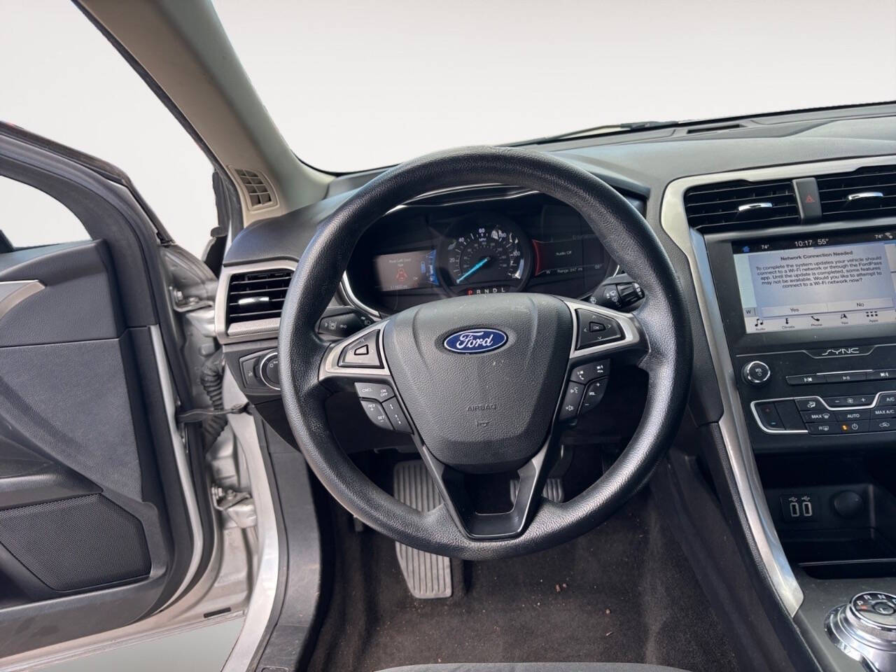 2019 Ford Fusion Hybrid SE 4dr Sedan