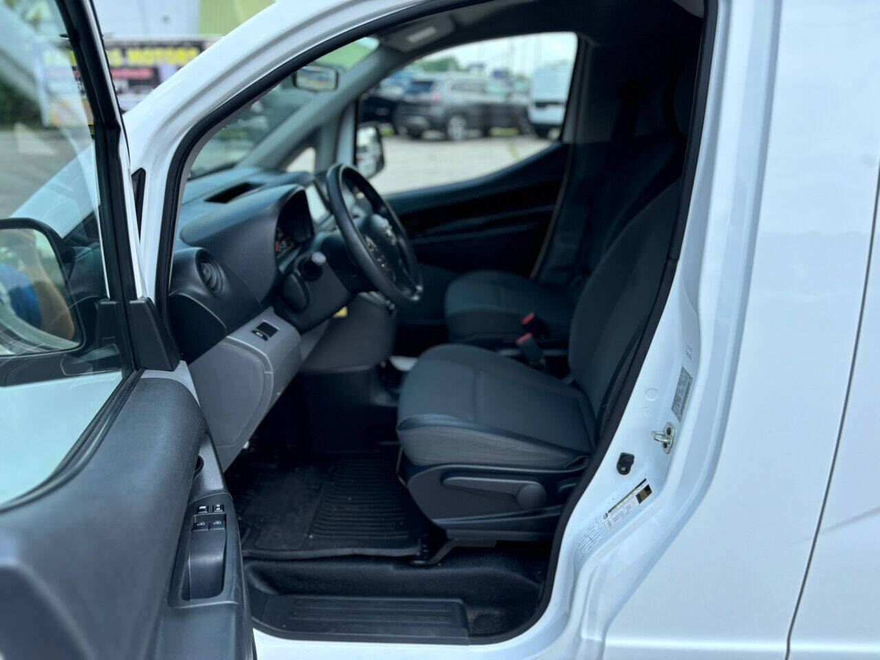 2021 Nissan NV200 S 4dr Cargo Mini Van