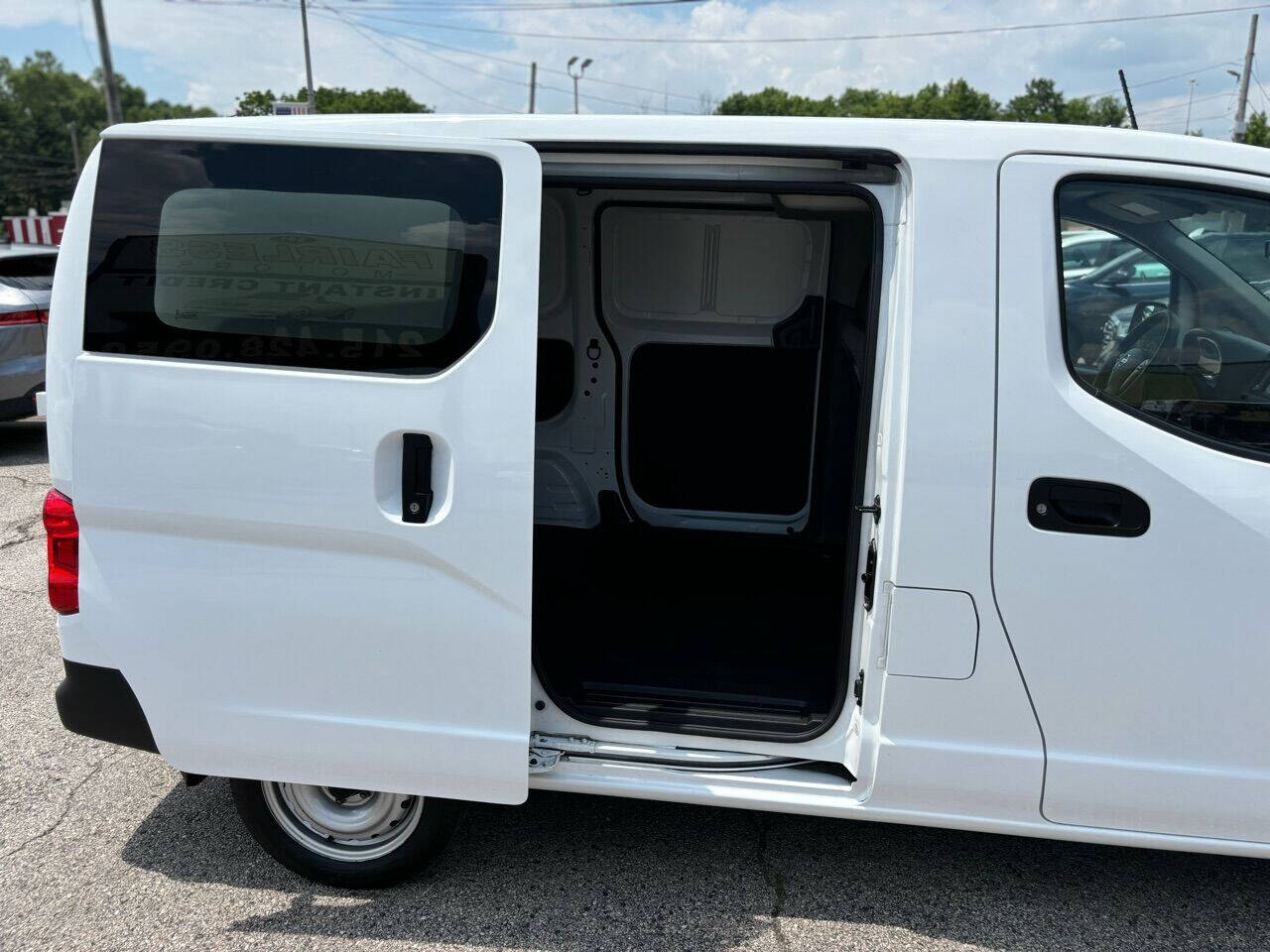 2021 Nissan NV200 S 4dr Cargo Mini Van