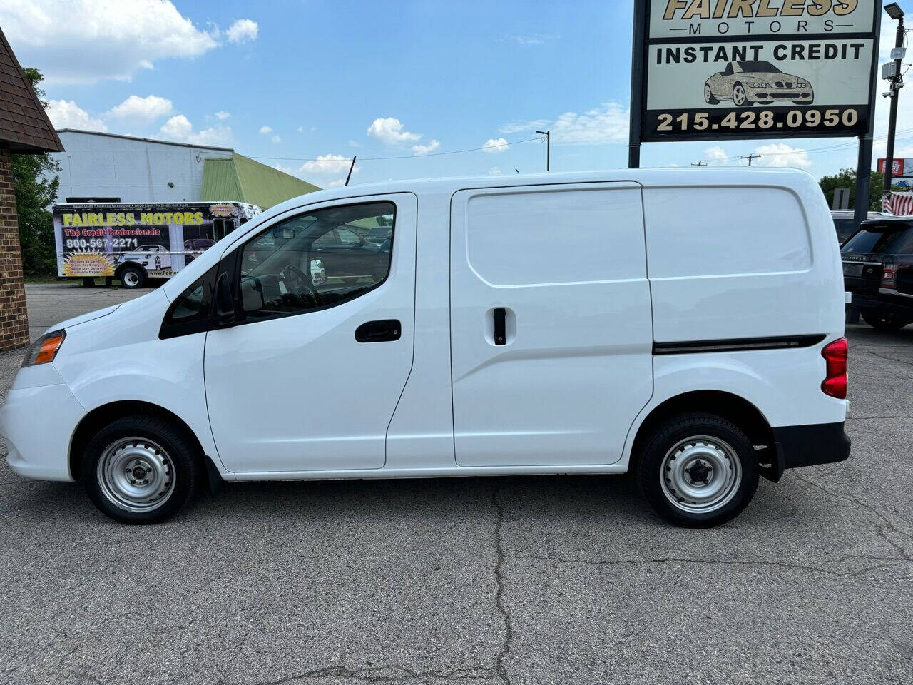 2021 Nissan NV200 S 4dr Cargo Mini Van