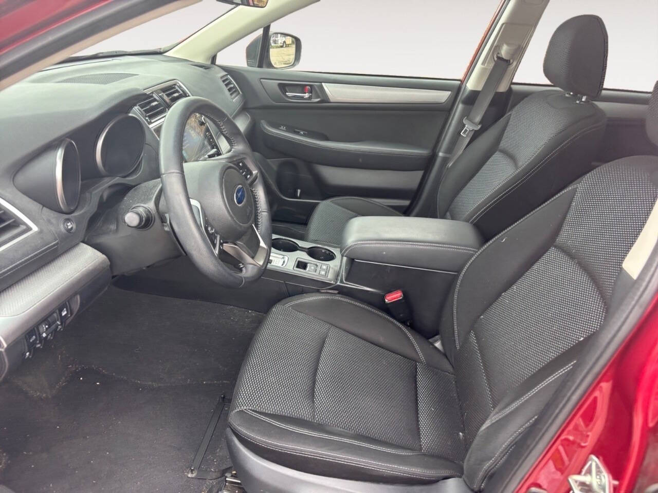 2018 Subaru Outback 2.5i Premium AWD 4dr Wagon