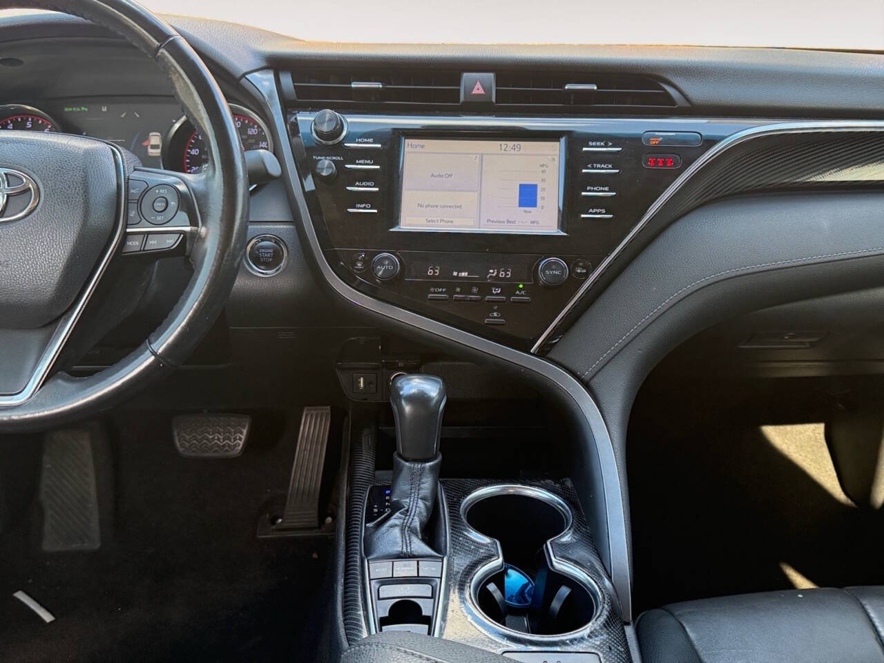 2018 Toyota Camry XSE 4dr Sedan