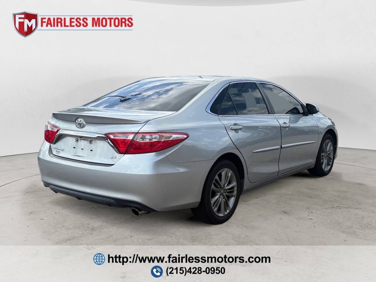 2016 Toyota Camry SE 4dr Sedan