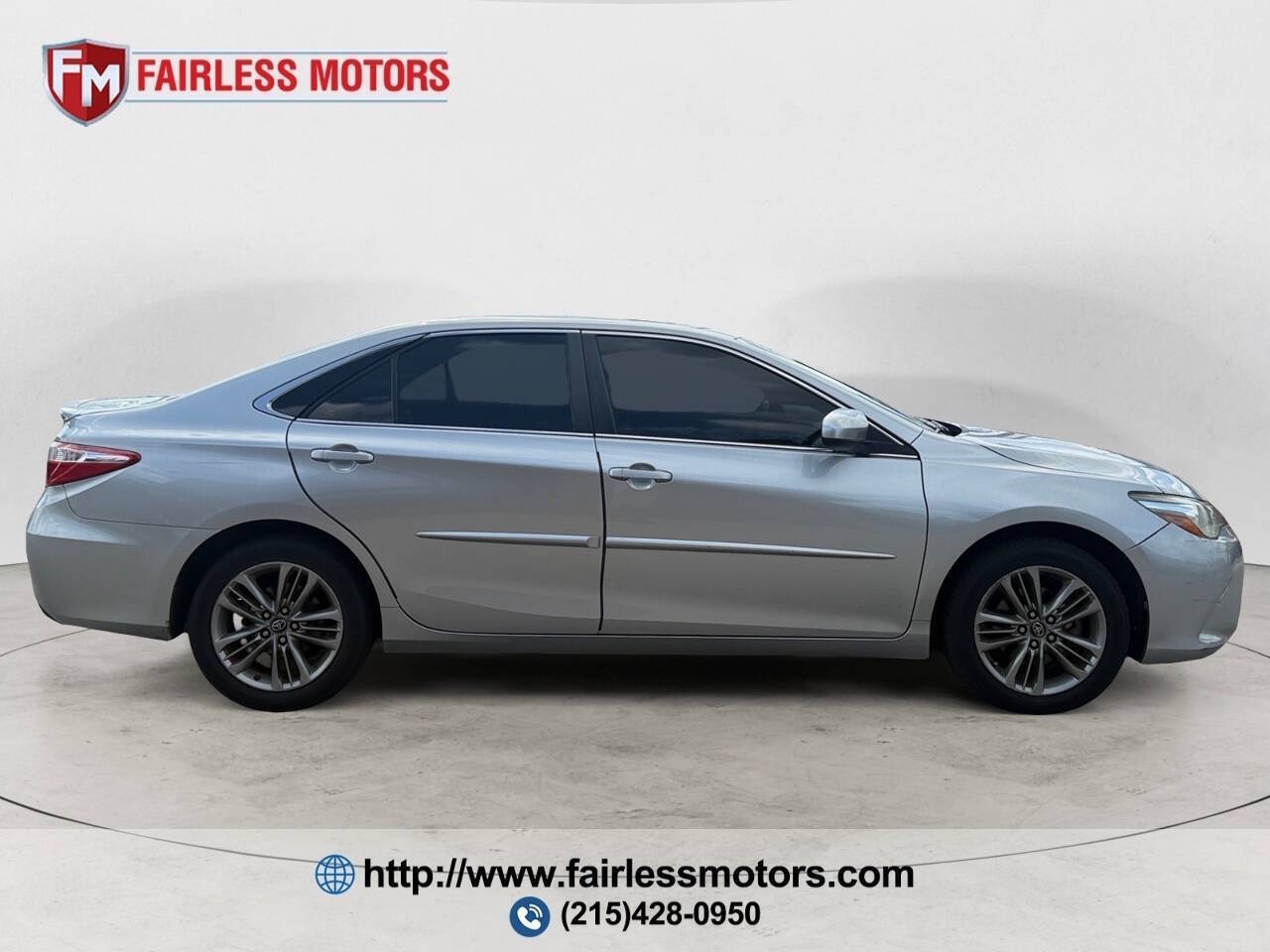 2016 Toyota Camry SE 4dr Sedan