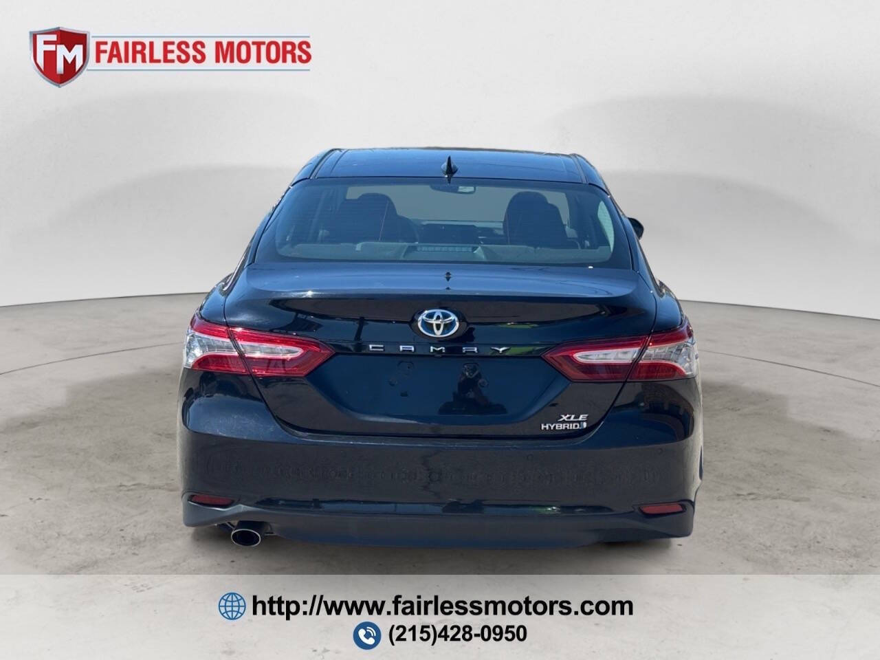 2020 Toyota Camry Hybrid XLE 4dr Sedan