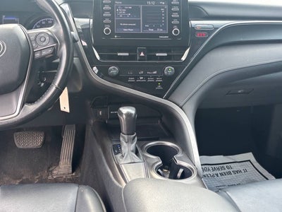 2021 Toyota Camry SE 4dr Sedan
