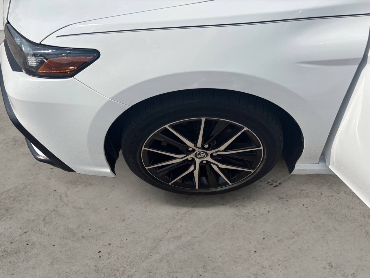 2021 Toyota Camry SE 4dr Sedan