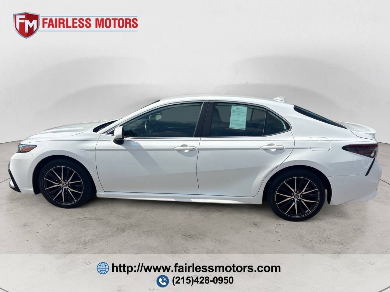 2021 Toyota Camry SE 4dr Sedan