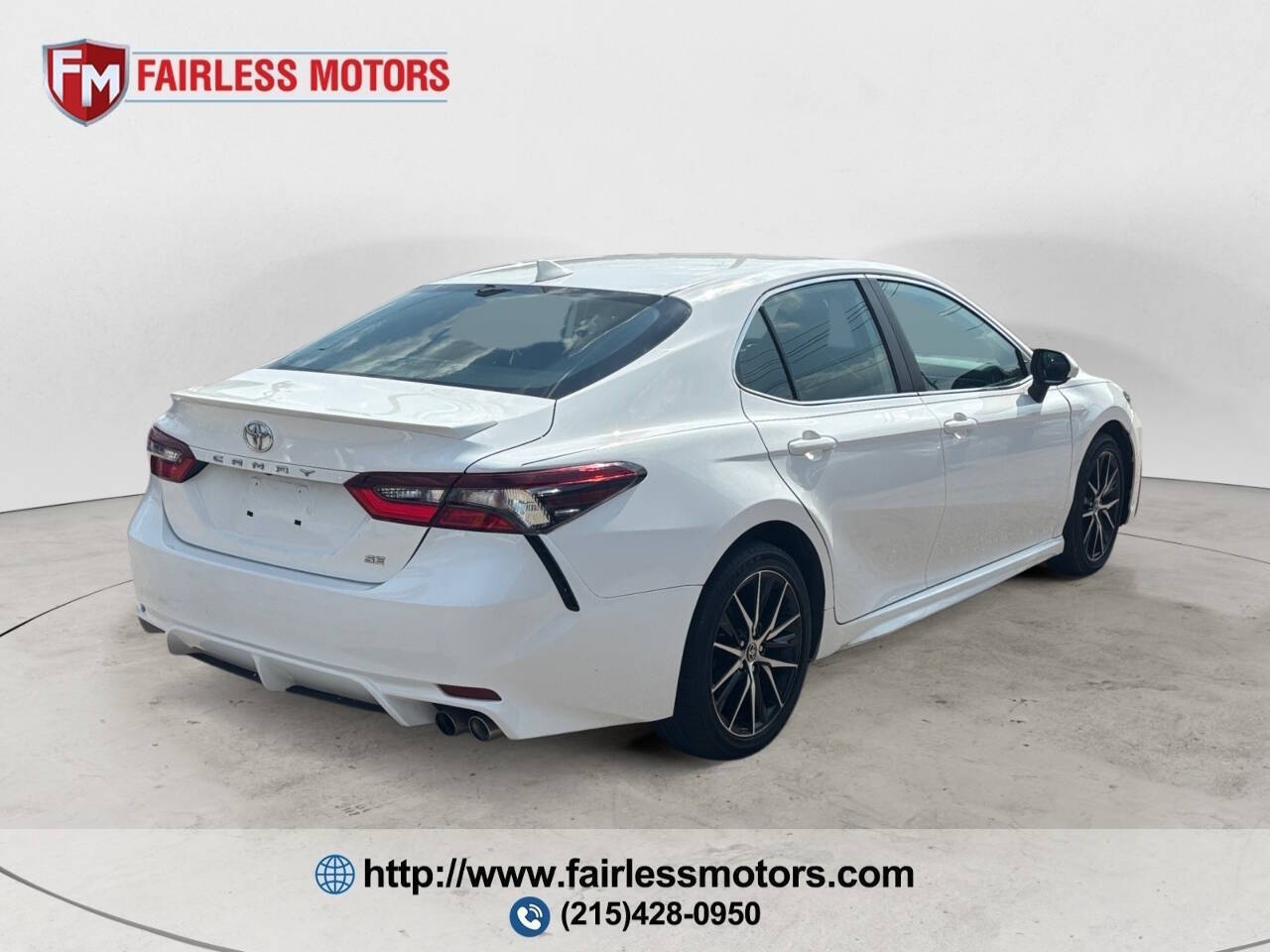 2021 Toyota Camry SE 4dr Sedan