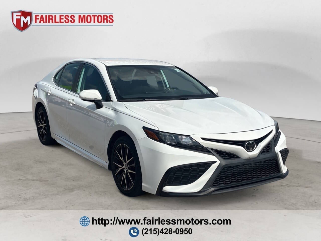 2021 Toyota Camry SE 4dr Sedan