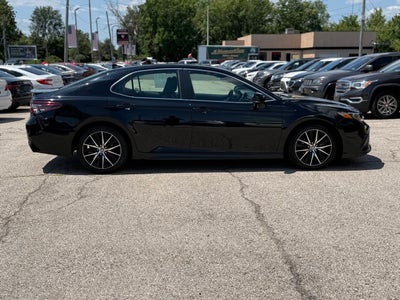 2023 Toyota Camry SE AWD 4dr Sedan