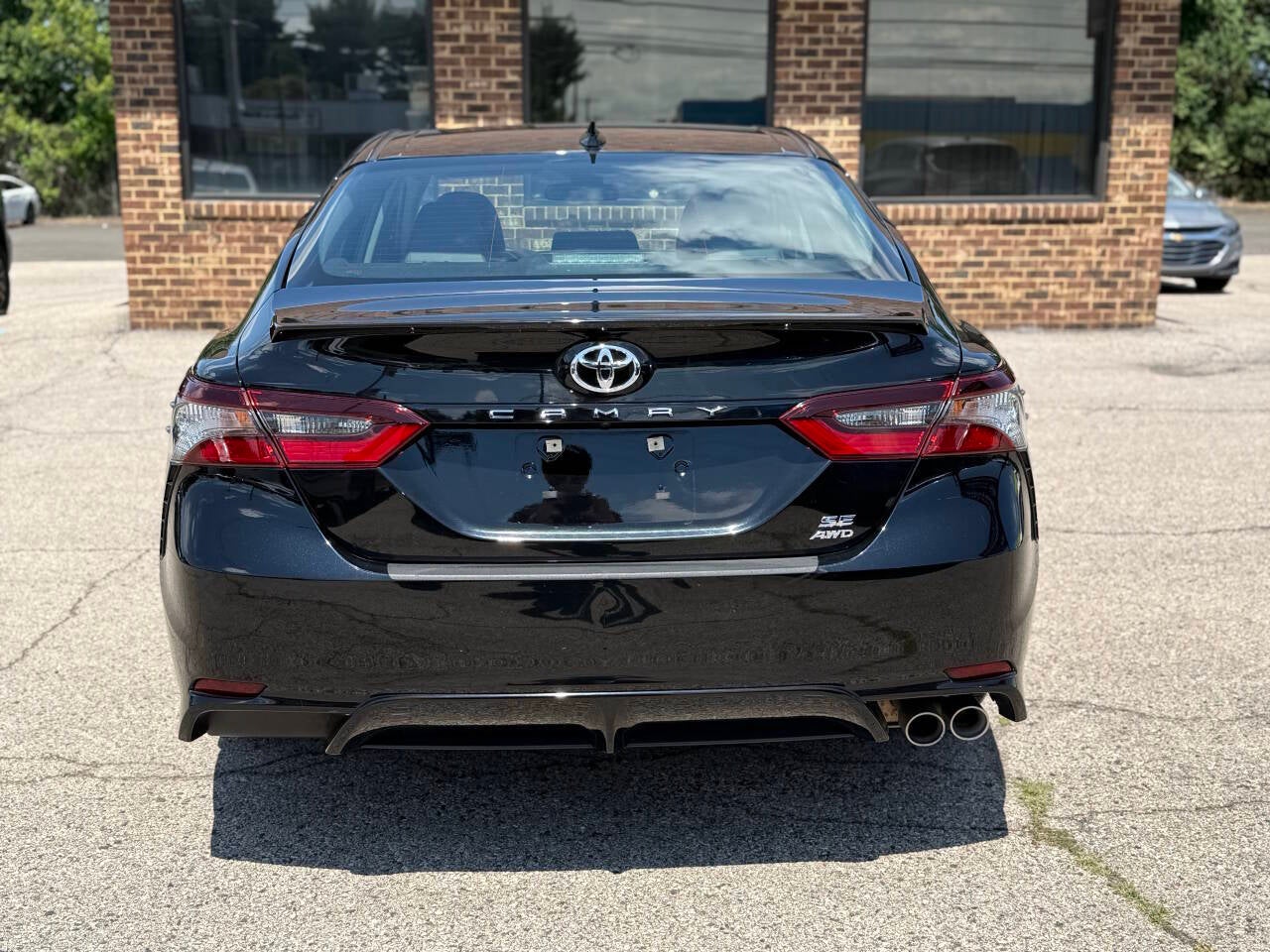 2023 Toyota Camry SE AWD 4dr Sedan