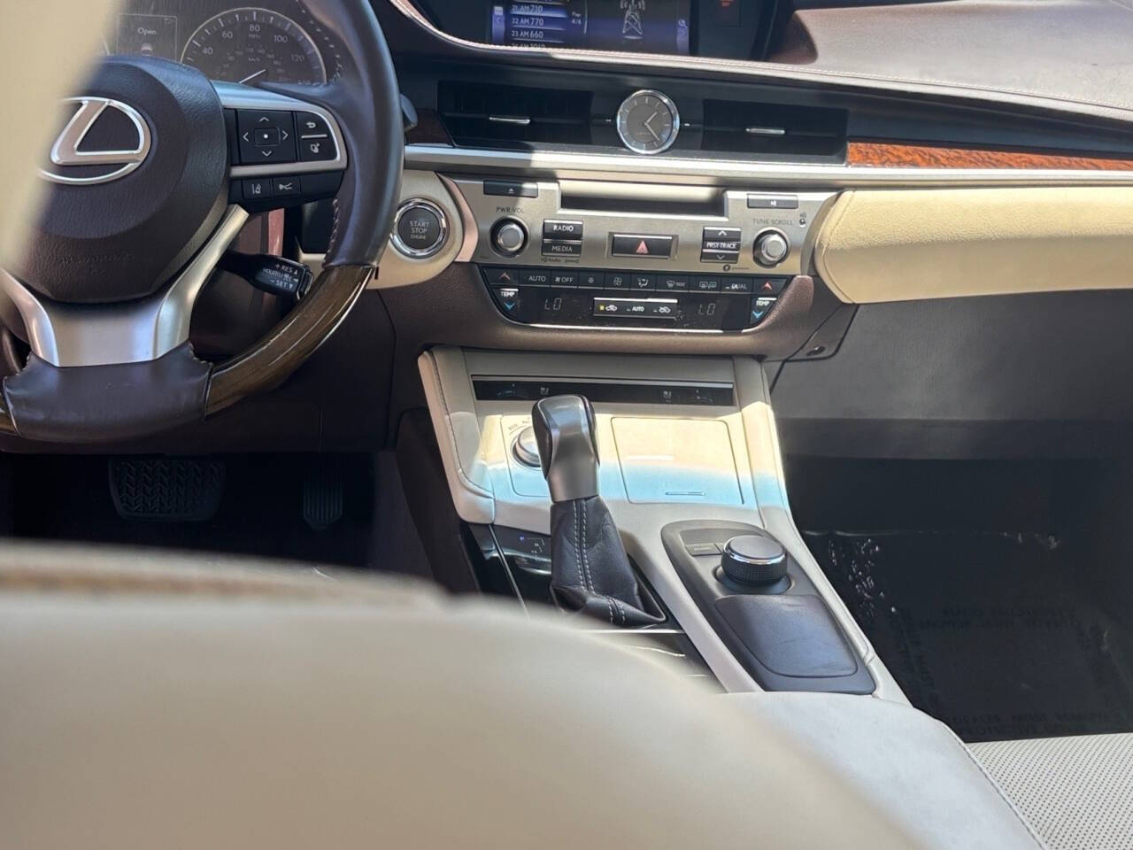 2017 Lexus ES 350 Base 4dr Sedan