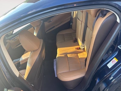 2017 Lexus ES 350 Base 4dr Sedan