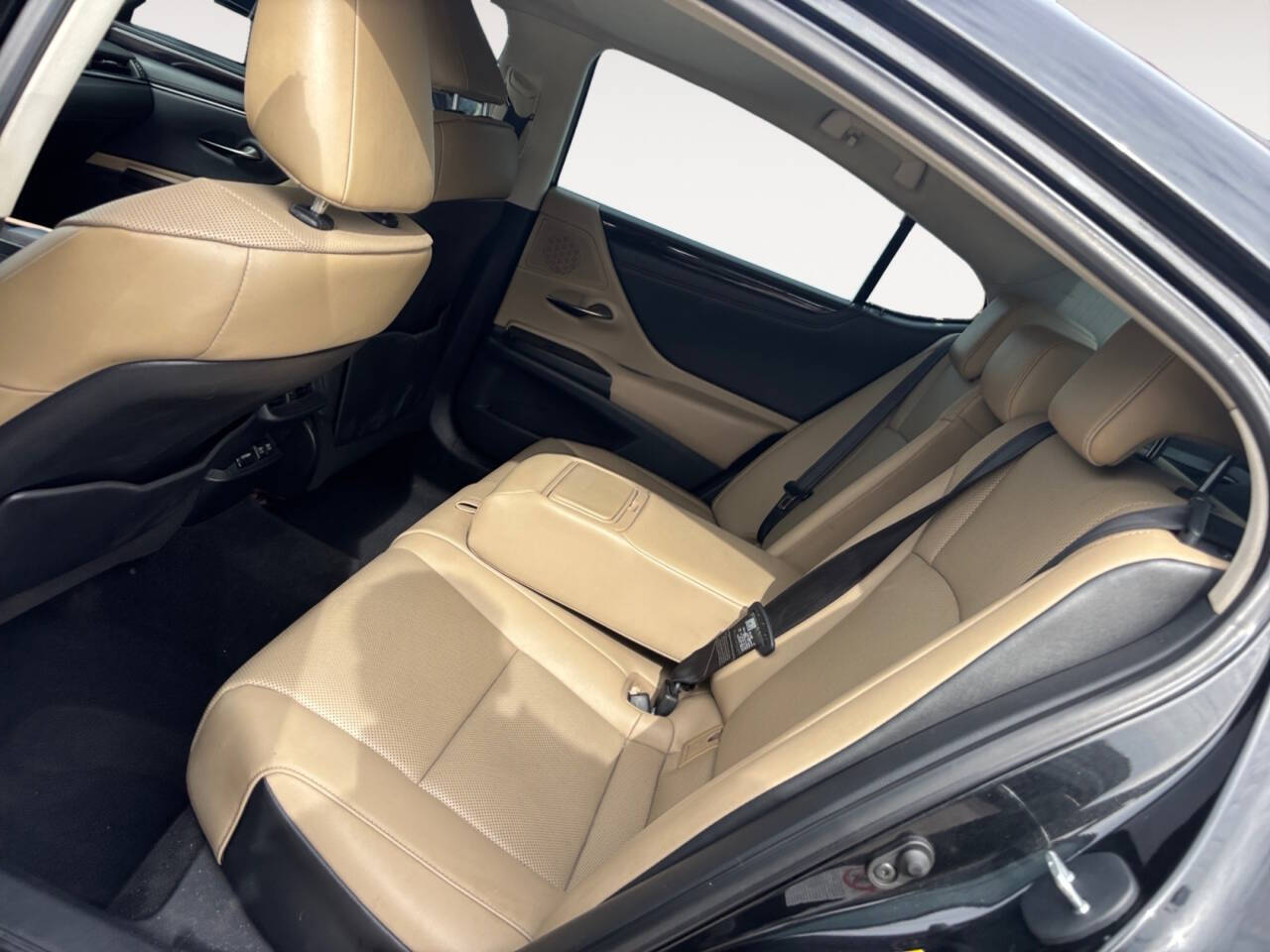 2019 Lexus ES 350 Base 4dr Sedan