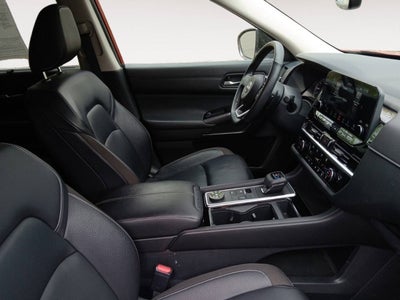 2022 Nissan Pathfinder SL AWD 4dr SUV
