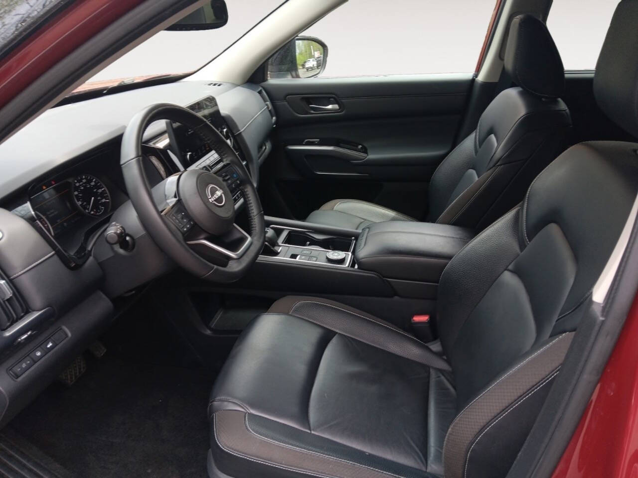2022 Nissan Pathfinder SL AWD 4dr SUV