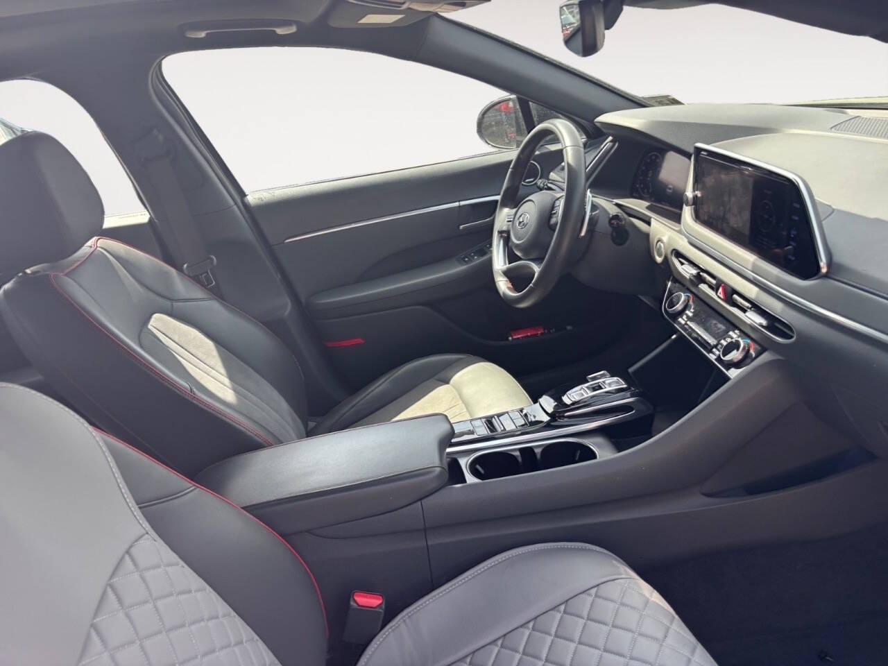 2021 Hyundai Sonata SEL Plus 4dr Sedan