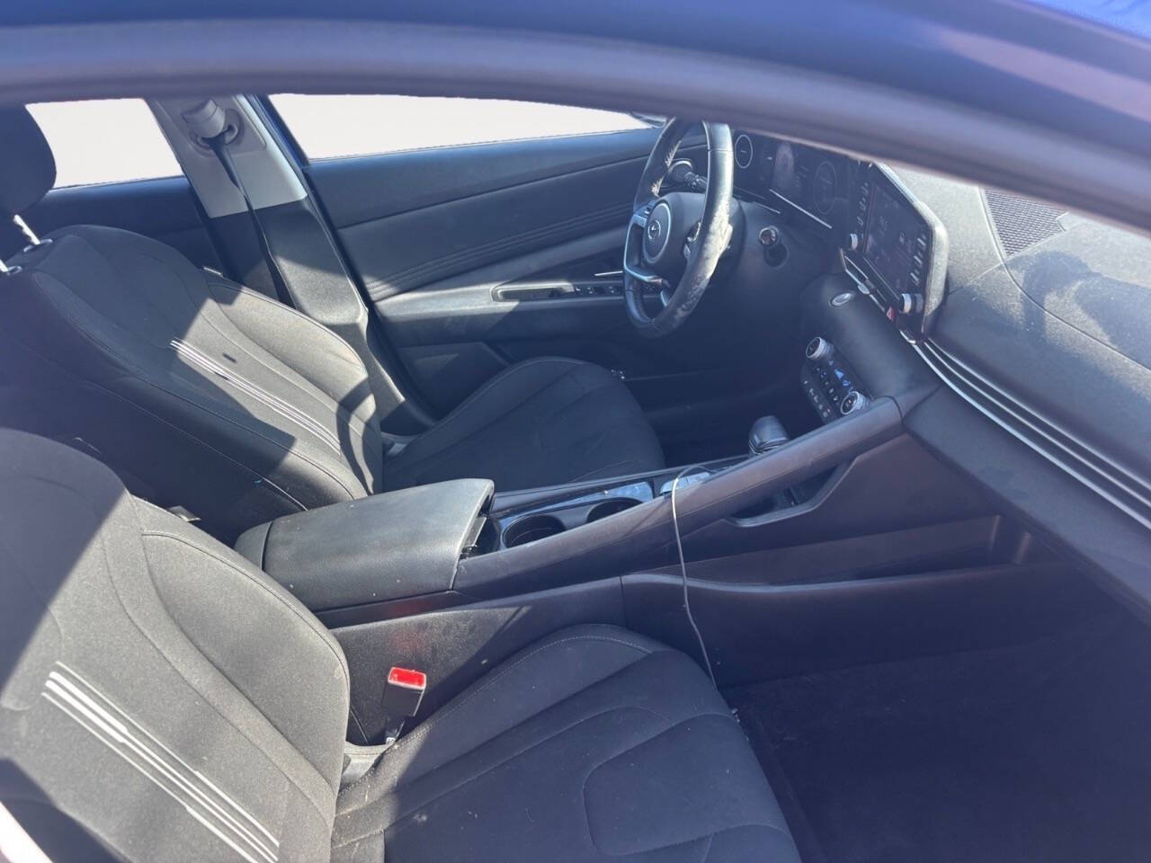 2022 Hyundai Elantra SEL 4dr Sedan