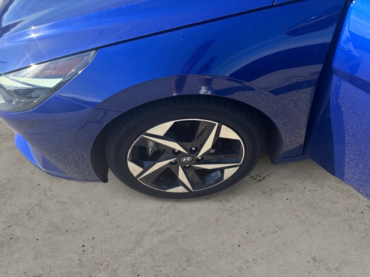2022 Hyundai Elantra SEL 4dr Sedan