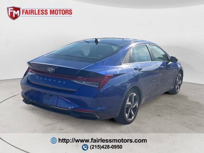 2022 Hyundai Elantra SEL 4dr Sedan