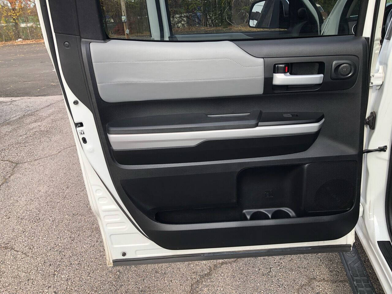 2019 Toyota Tundra Limited 4x4 4dr CrewMax Cab Pickup SB (5.7L V8)