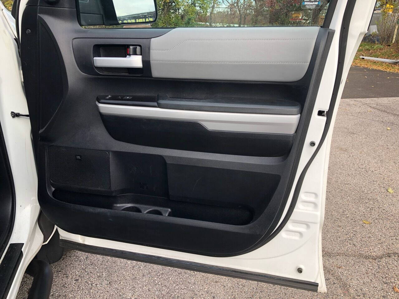 2019 Toyota Tundra Limited 4x4 4dr CrewMax Cab Pickup SB (5.7L V8)