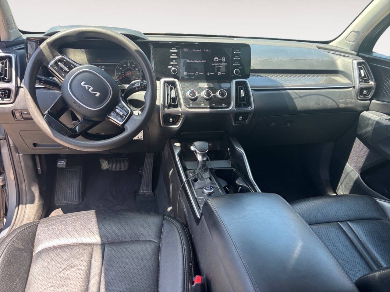 2023 Kia Sorento LX 4dr SUV