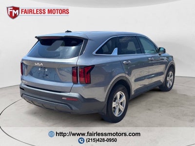 2023 Kia Sorento LX 4dr SUV