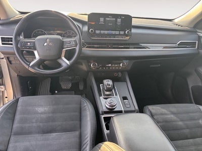 2023 Mitsubishi Outlander SE AWD 4dr SUV