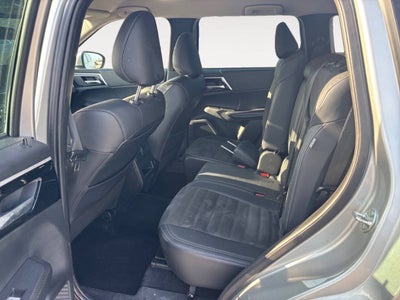 2023 Mitsubishi Outlander SE AWD 4dr SUV