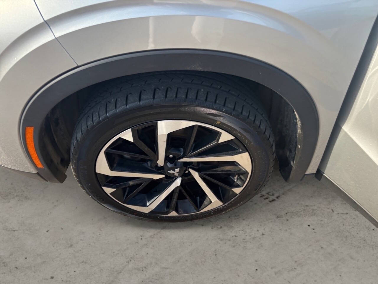 2023 Mitsubishi Outlander SE AWD 4dr SUV