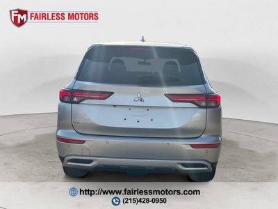 2023 Mitsubishi Outlander SE AWD 4dr SUV