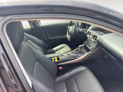 2015 Lexus IS 250 Base 4dr Sedan