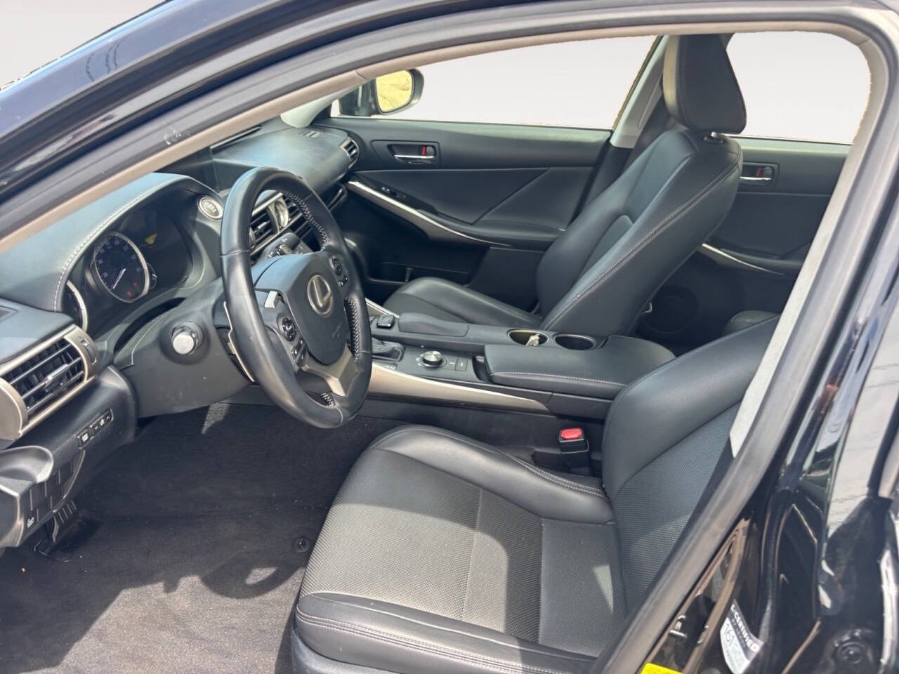 2015 Lexus IS 250 Base 4dr Sedan