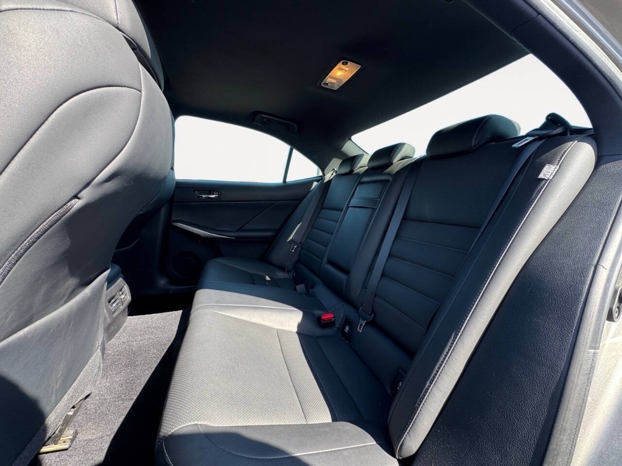 2016 Lexus IS 300 Base AWD 4dr Sedan