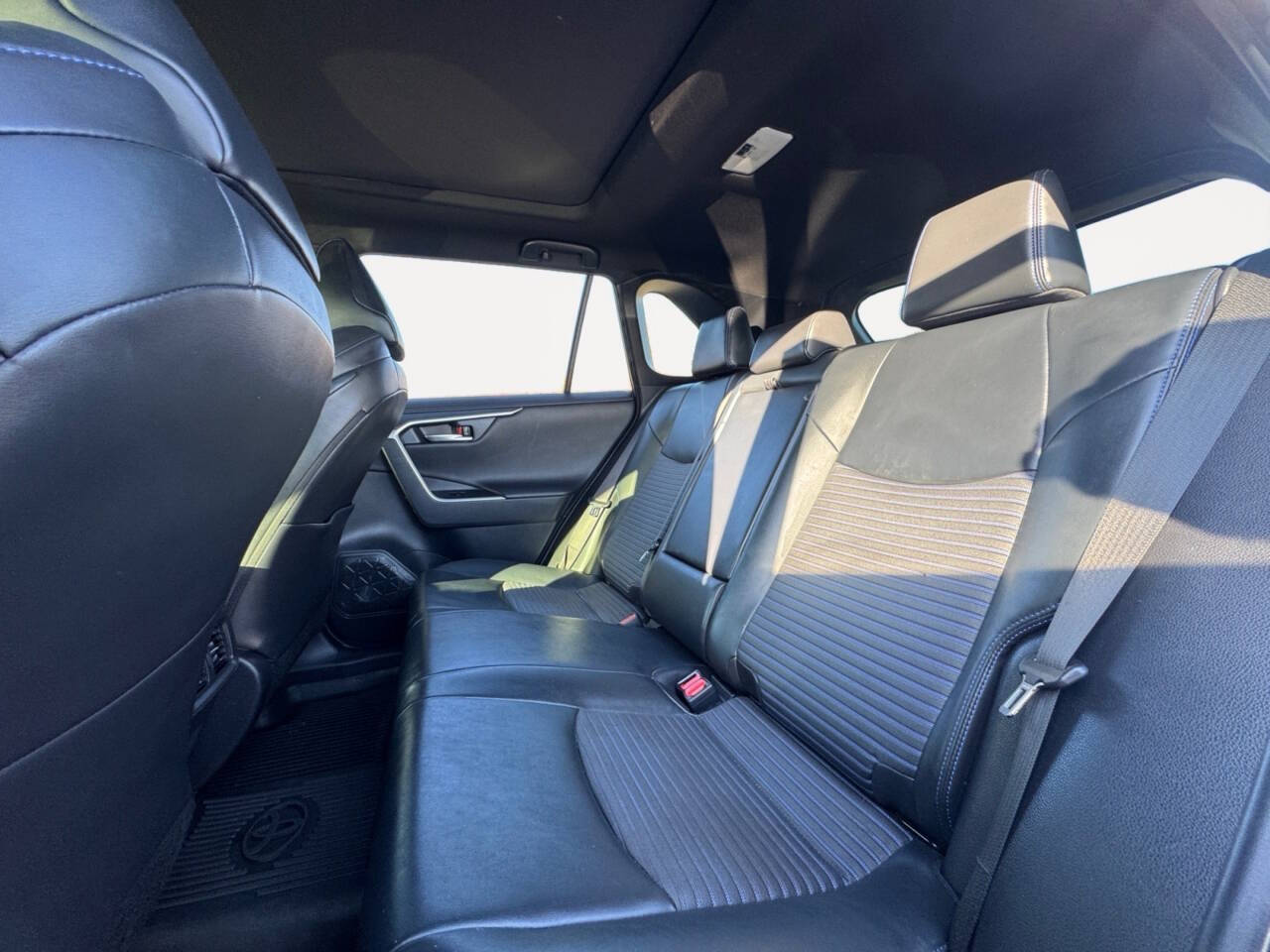 2020 Toyota RAV4 Hybrid XSE AWD 4dr SUV