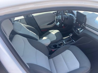 2020 Hyundai Ioniq Plug-in Hybrid SEL 4dr Hatchback