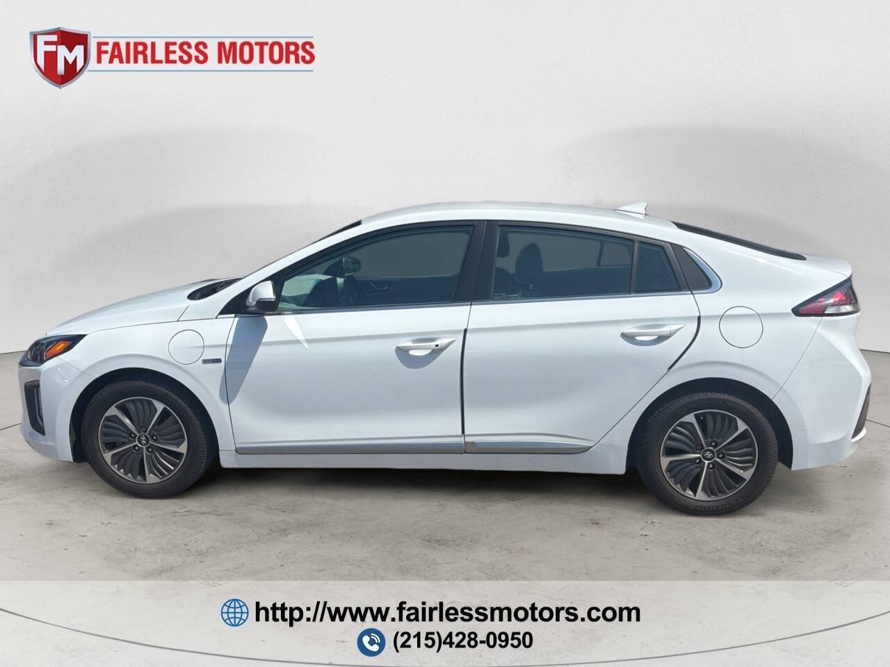 2020 Hyundai Ioniq Plug-in Hybrid SEL 4dr Hatchback