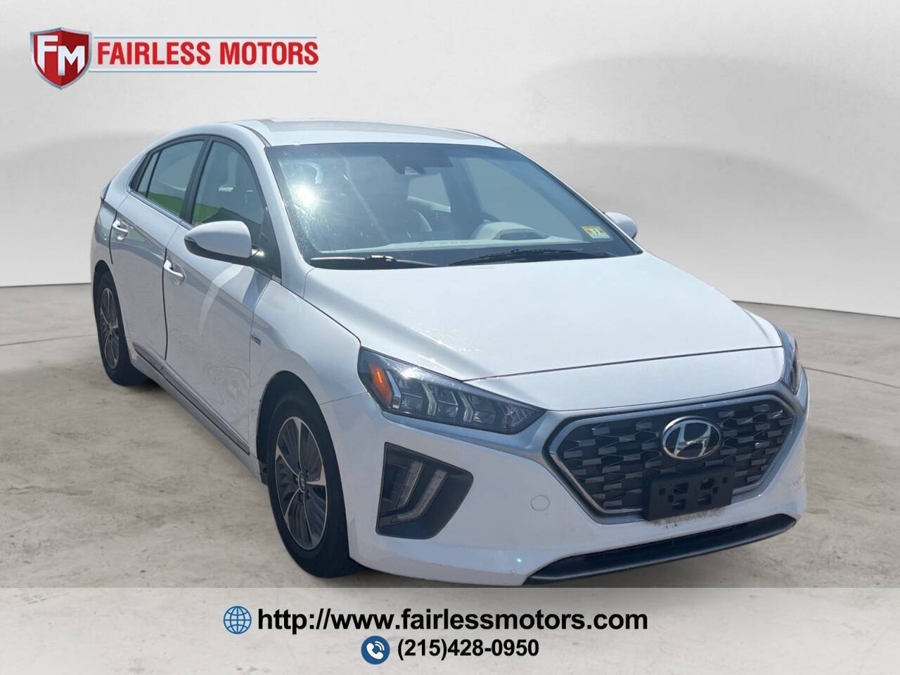 2020 Hyundai Ioniq Plug-in Hybrid SEL 4dr Hatchback