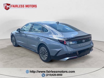 2025 Hyundai Sonata Hybrid SEL 4dr Sedan