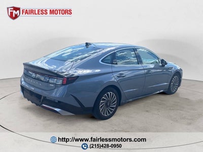 2025 Hyundai Sonata Hybrid SEL 4dr Sedan