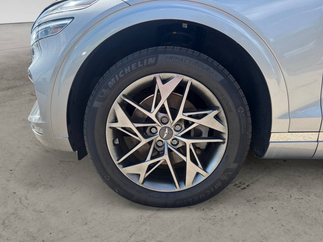 2022 Genesis GV70 2.5T Standard AWD 4dr SUV