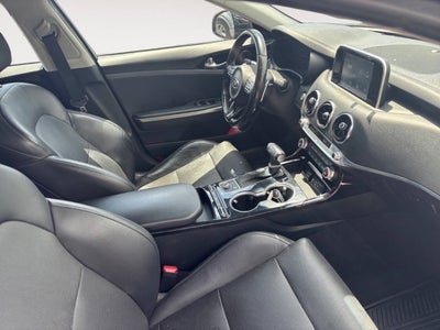 2019 Kia Stinger Base AWD 4dr Sedan