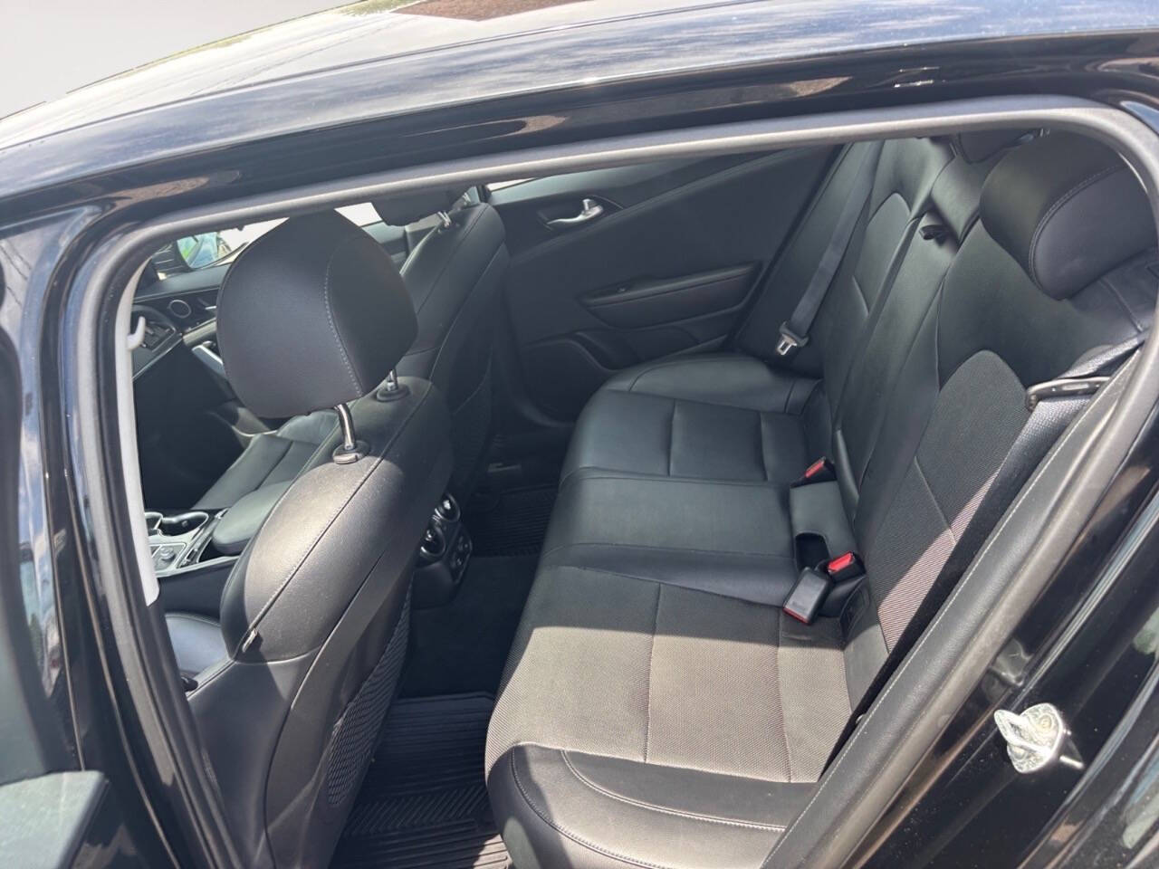 2019 Kia Stinger Base AWD 4dr Sedan