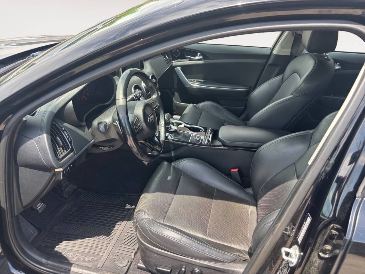 2019 Kia Stinger Base AWD 4dr Sedan