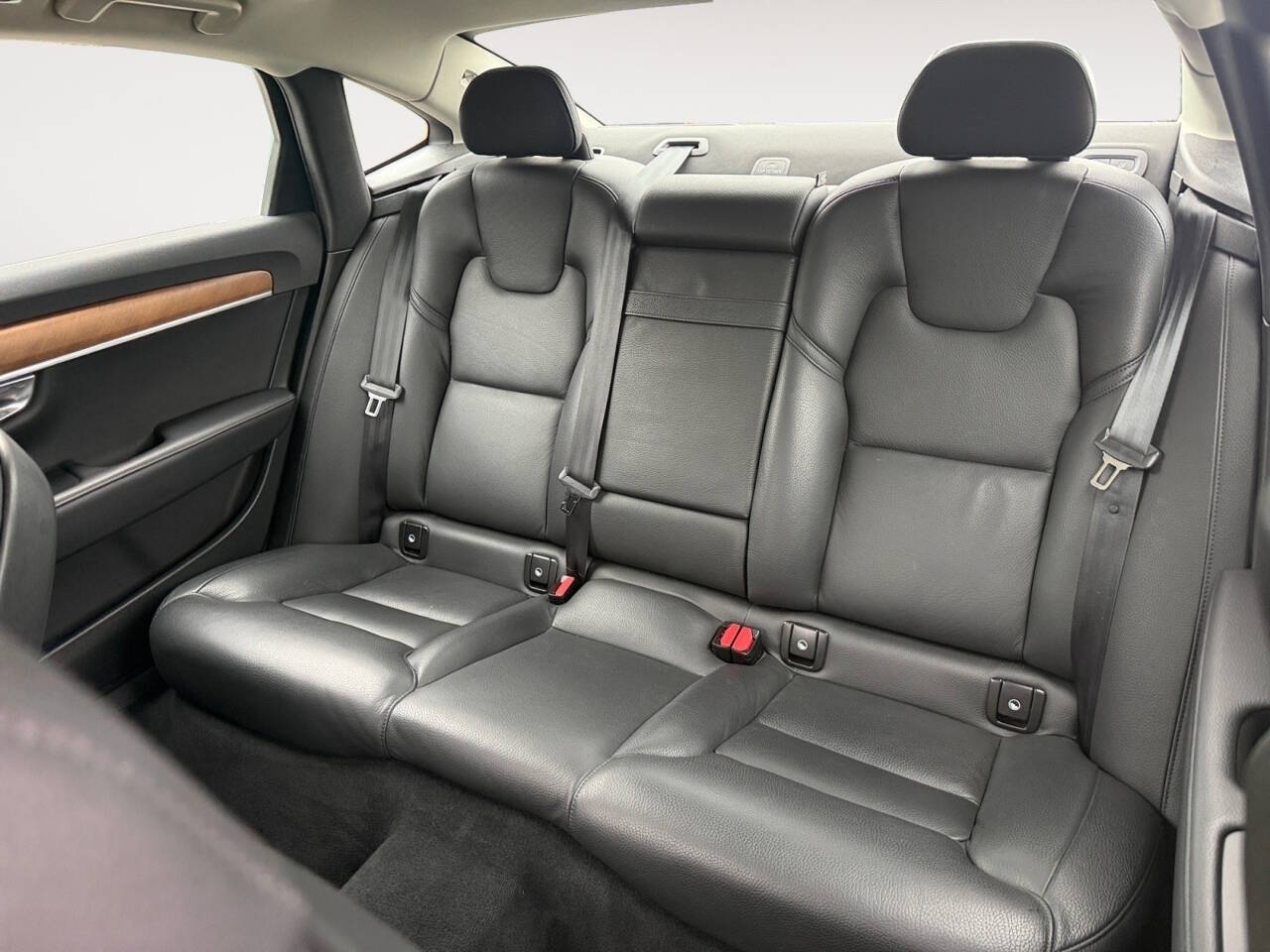 2021 Volvo S90 T6 Momentum AWD 4dr Sedan